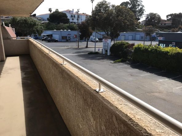 Quintana Plaza: 365 Quintana Rd, Morro Bay, CA 93442